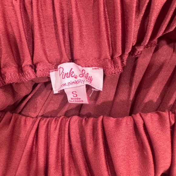 Pink Lily Pleated Midi Skirt – Dusty Rose (Size S) - Picture 2 of 3